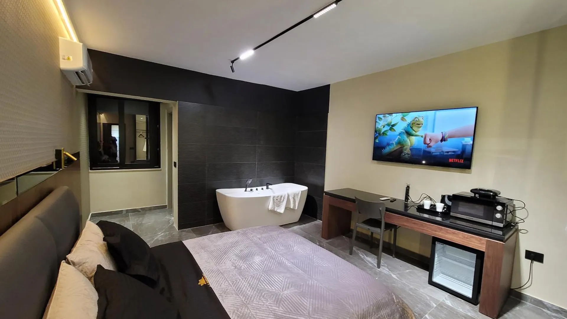 La Mirage Suites & Apartments تيرانا ألبانيا