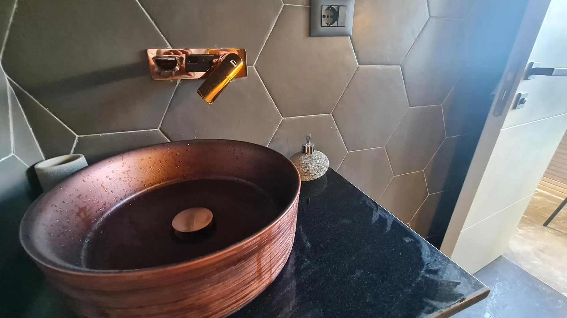 La Mirage Suites & Apartments Tirana