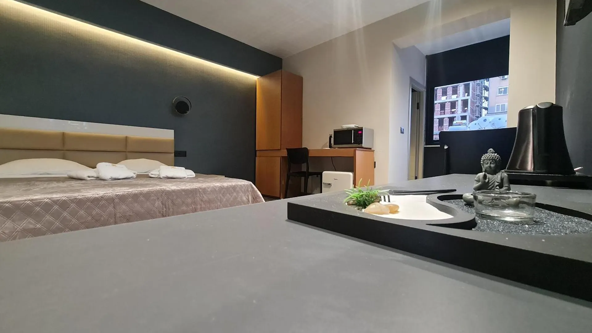 La Mirage Suites & Apartments تيرانا 0*,  ألبانيا