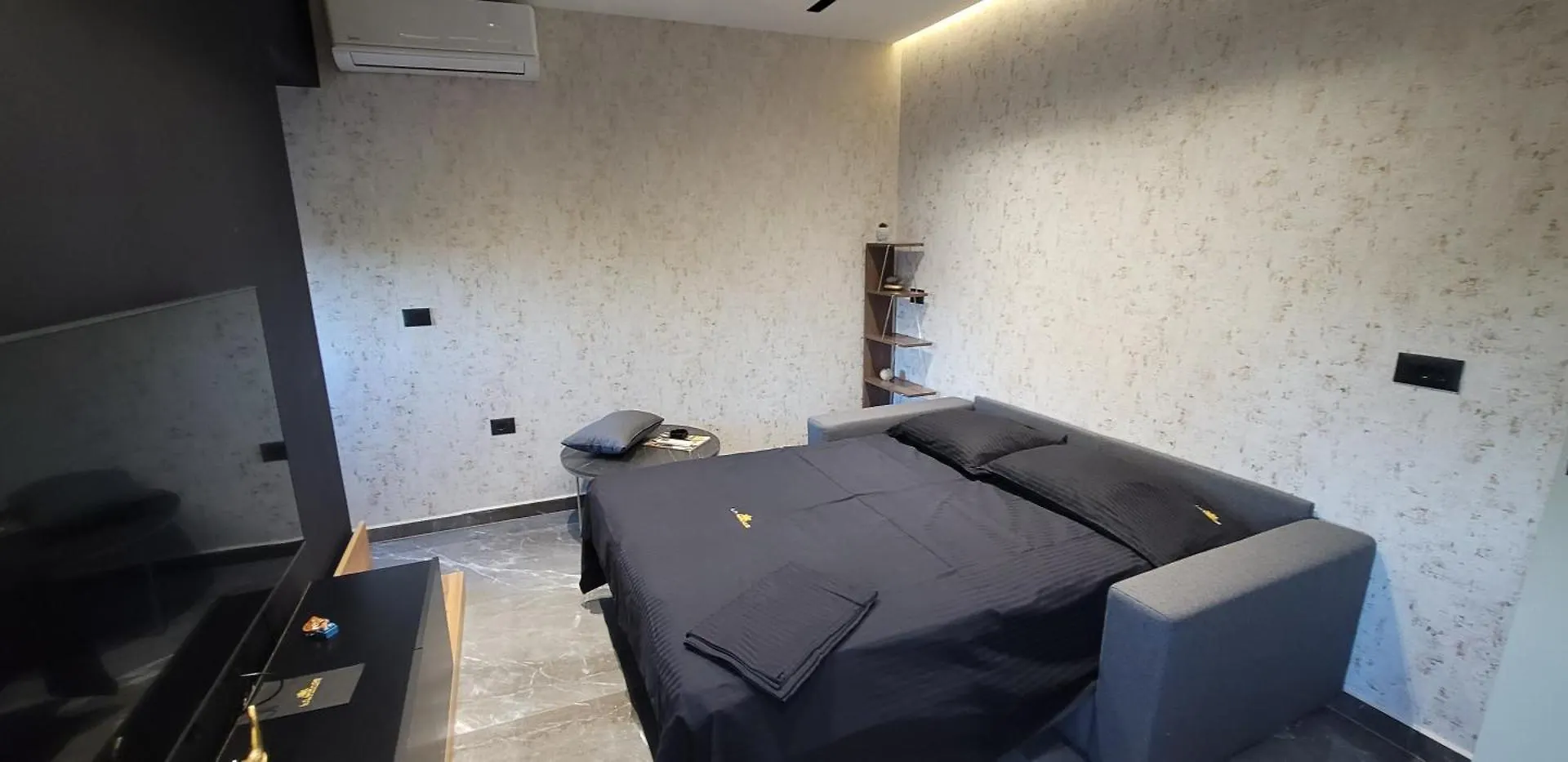 La Mirage Suites & Apartments Tirana
