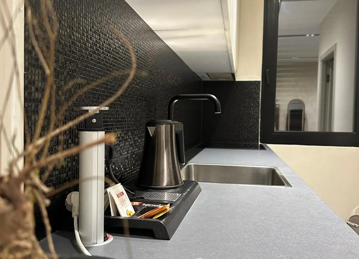 La Mirage Suites & Apartments تيرانا