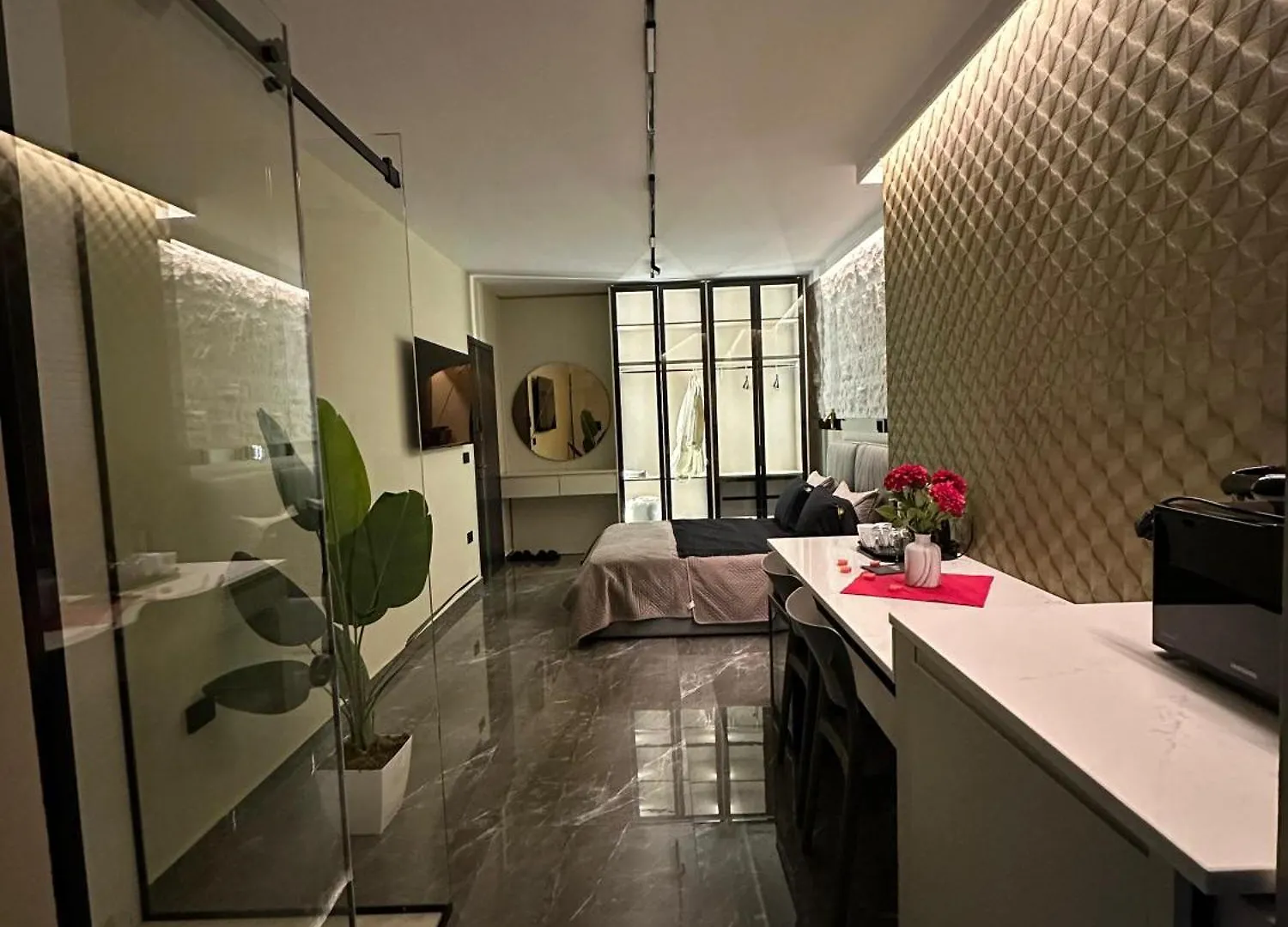 La Mirage Suites & Apartments تيرانا