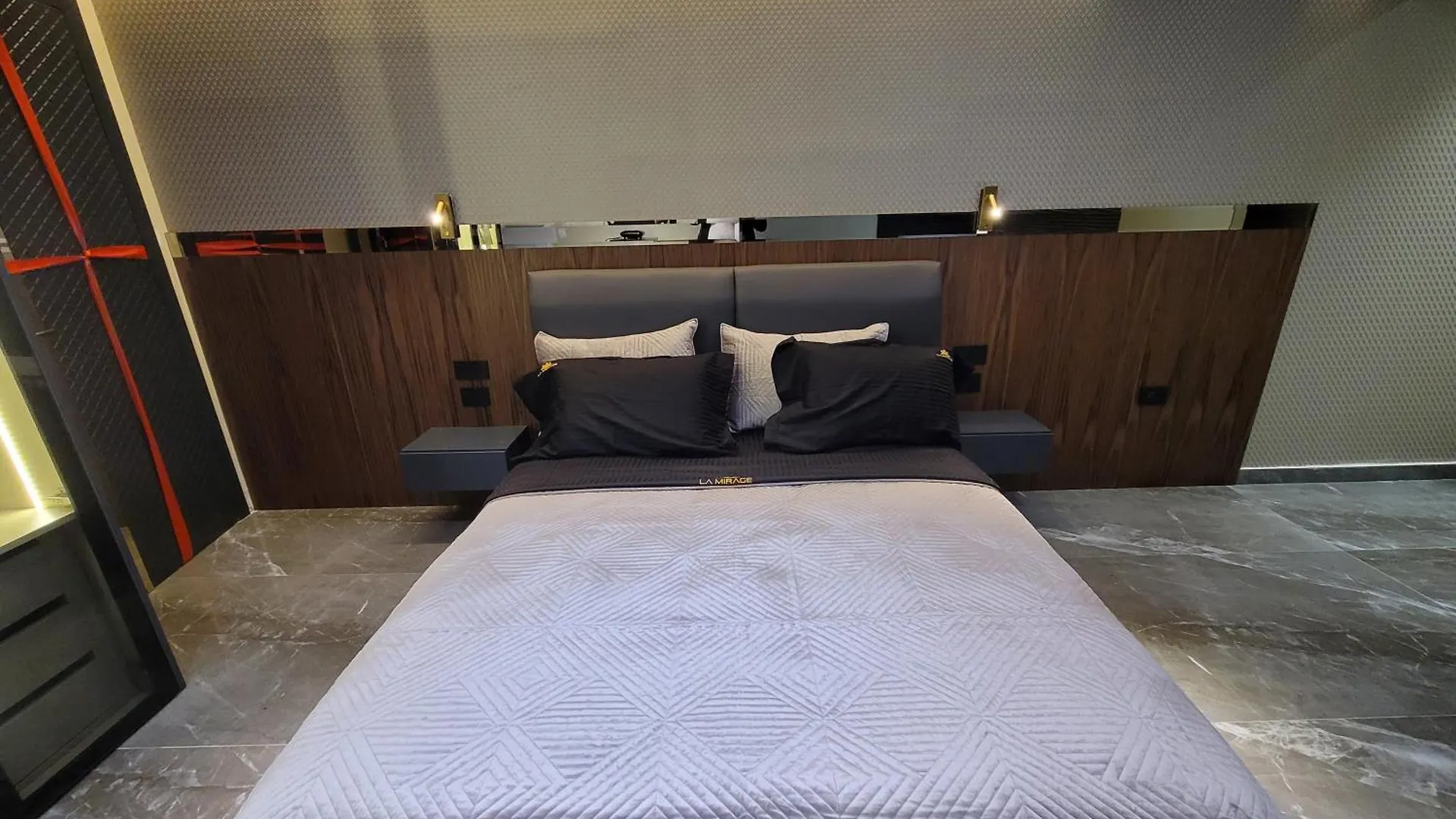 La Mirage Suites & Apartments Tirana Albanien